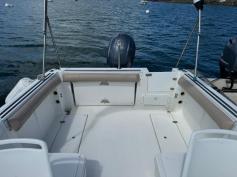SOLD - Wellcraft 210 Dual Console with new 200hp Yamaha 4-Stroke