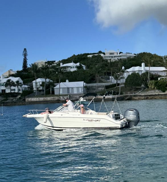 SOLD - Wellcraft 210 Dual Console with new 200hp Yamaha 4-Stroke