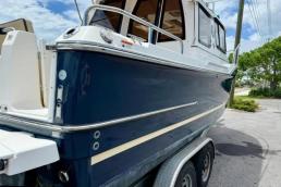 2019 Ranger Tug 257hrs