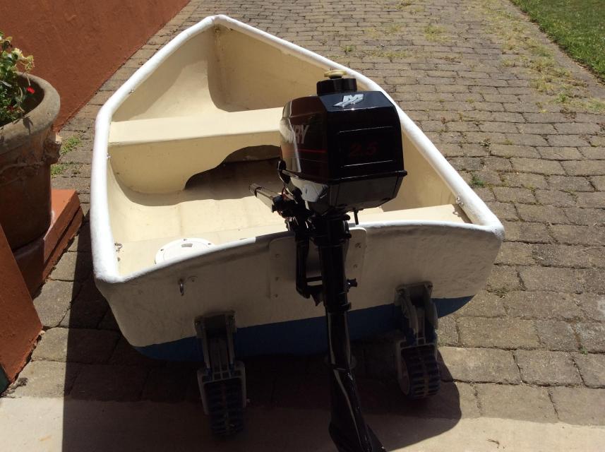 7’6” Punt with 2.5 hp Mercury—-SOLD