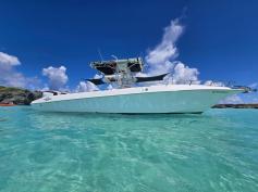 Fountain 29' Centre Console