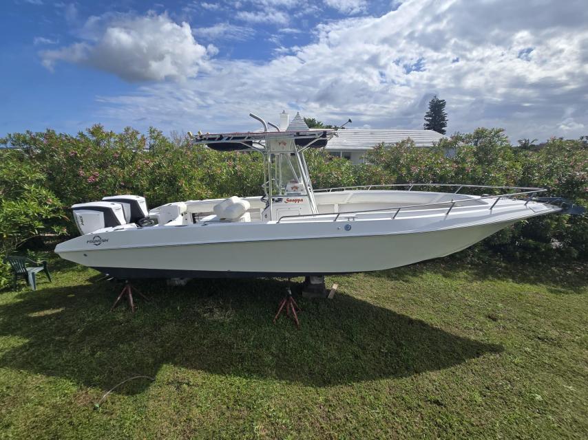 Fountain 29' Centre Console