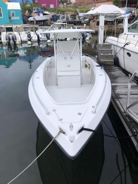 27’ Jupiter Marine center console