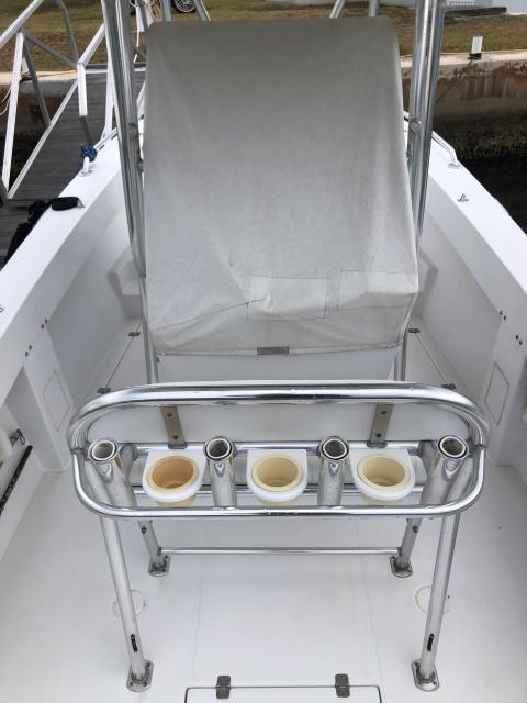 27’ Jupiter Marine center console