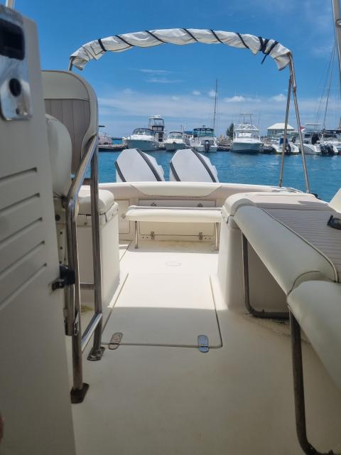 Scout Abaco w/ Twin Outboards