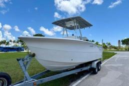 Sea Pro CC  Yamaha250hp 4 stroke 136hrs