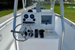 Sea Pro CC  Yamaha250hp 4 stroke 136hrs