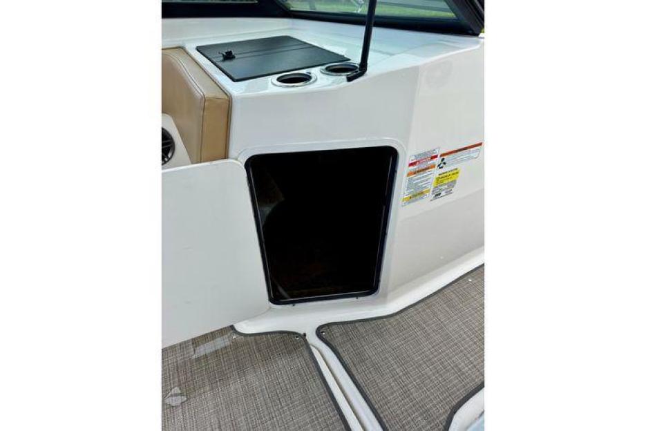 Sea Ray SPX 150hp 421hrs