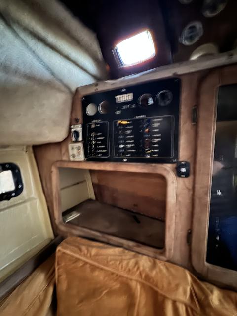 Make Offer!!! - Classic Tiara 31 with Diesel Power