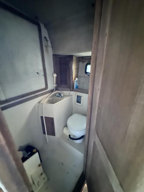 Make Offer!!! - Classic Tiara 31 with Diesel Power