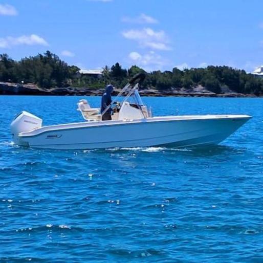 New 2025 Boston Whaler 220 Dauntless for family Christmas gift!