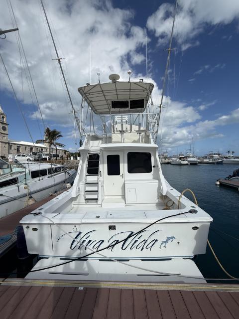 41’ 1999 Luhrs Convertable Sport Fishing