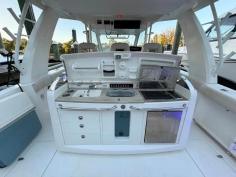 420 Boston Whaler Outrage