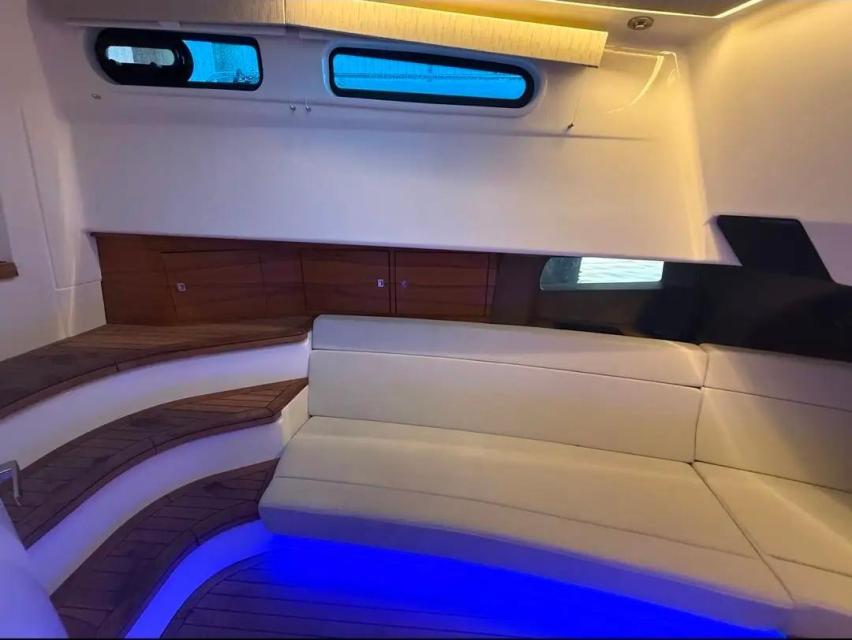 420 Boston Whaler Outrage