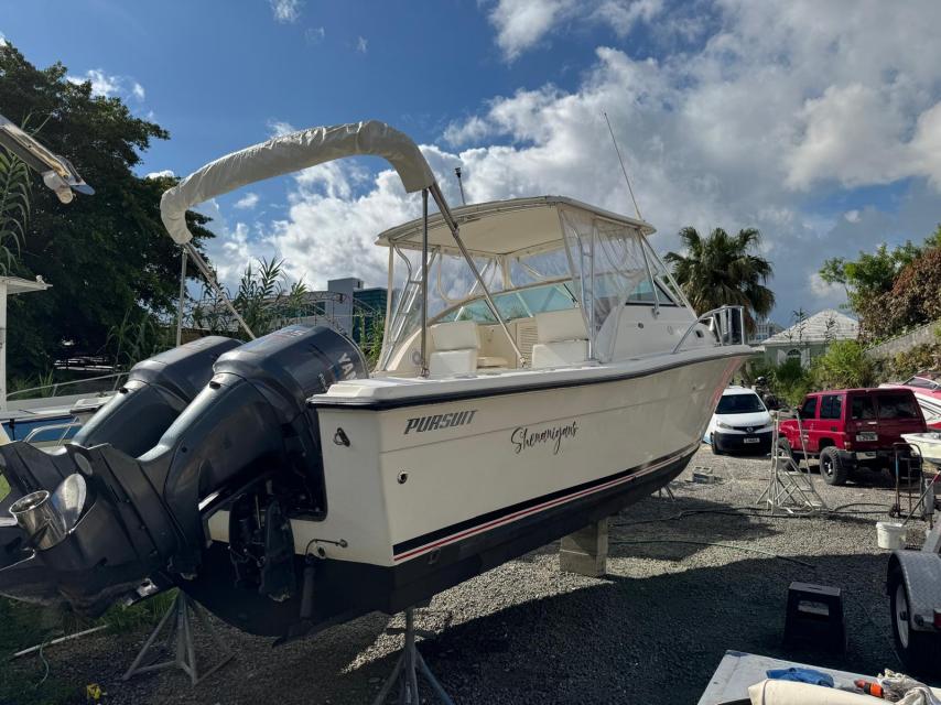 UNDER CONTRACT: Pursuit Cuddy with Twin Yamaha 4-Stroke Power
