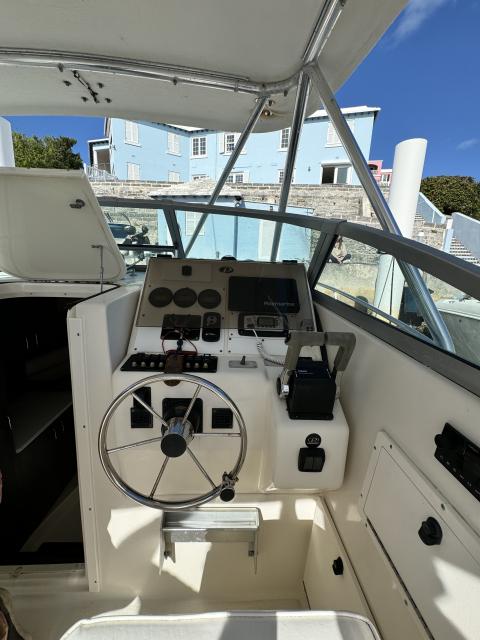 UNDER CONTRACT: Pursuit Cuddy with Twin Yamaha 4-Stroke Power