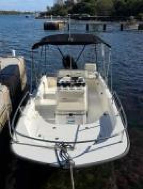 Immaculate 2021 17ft Boston Whaler Montauk- Classic Boat!