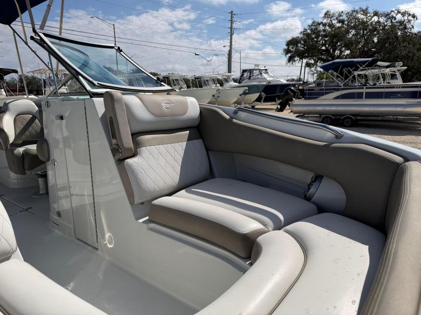 ARRIVING IN BDA MARCH 10TH!!!!  2023 Crownline E235 XS