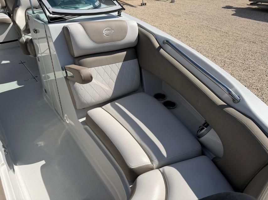 ARRIVING IN BDA MARCH 10TH!!!!  2023 Crownline E235 XS