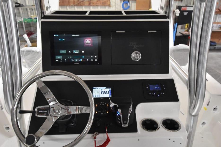 BRAND NEW Bay Rider CC Offshore