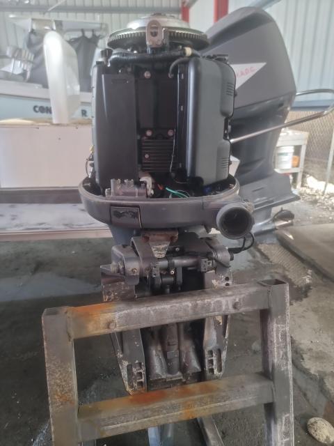 Yamaha 115hp  low hrs 4 stroke motors