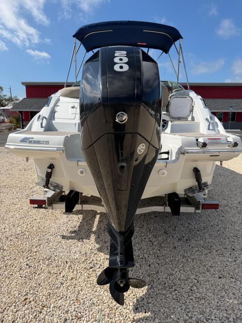 Located in Bermuda!!! 2023 Crownline E235