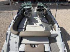 Located in Bermuda!!! 2023 Crownline E235