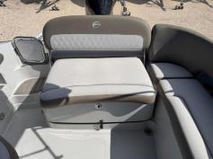 Located in Bermuda!!! 2023 Crownline E235