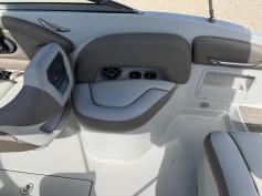 Located in Bermuda!!! 2023 Crownline E235