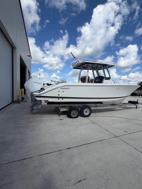 Brand New 2026 Model Pursuit S288 Sport Boat 