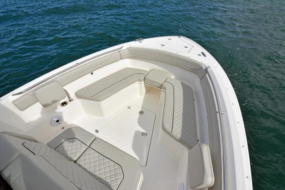 Brand New 2026 Model Pursuit S288 Sport Boat 