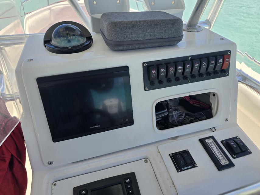 Turn Key: 29ft Fountain Center Console