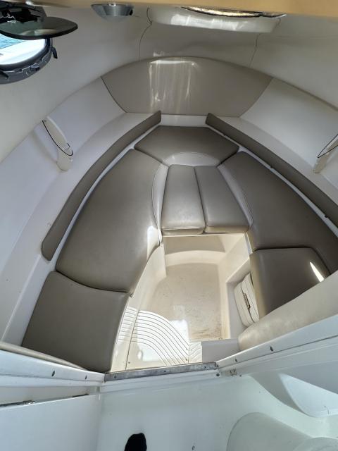 Boston Whaler 255 Conquest