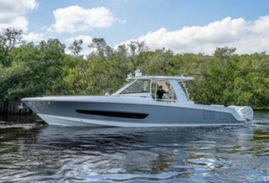 2020 Boston Whaler 42' Outrage 