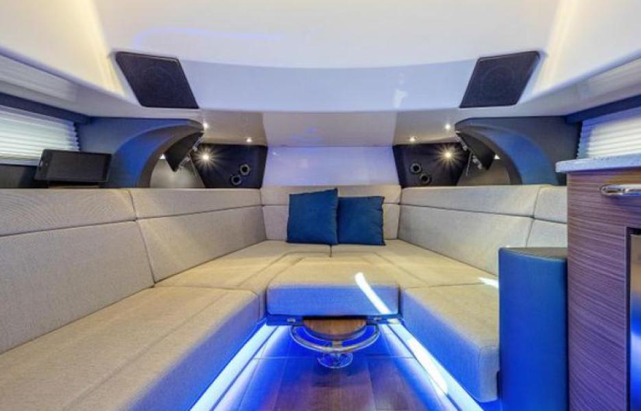 2020 Boston Whaler 42' Outrage 