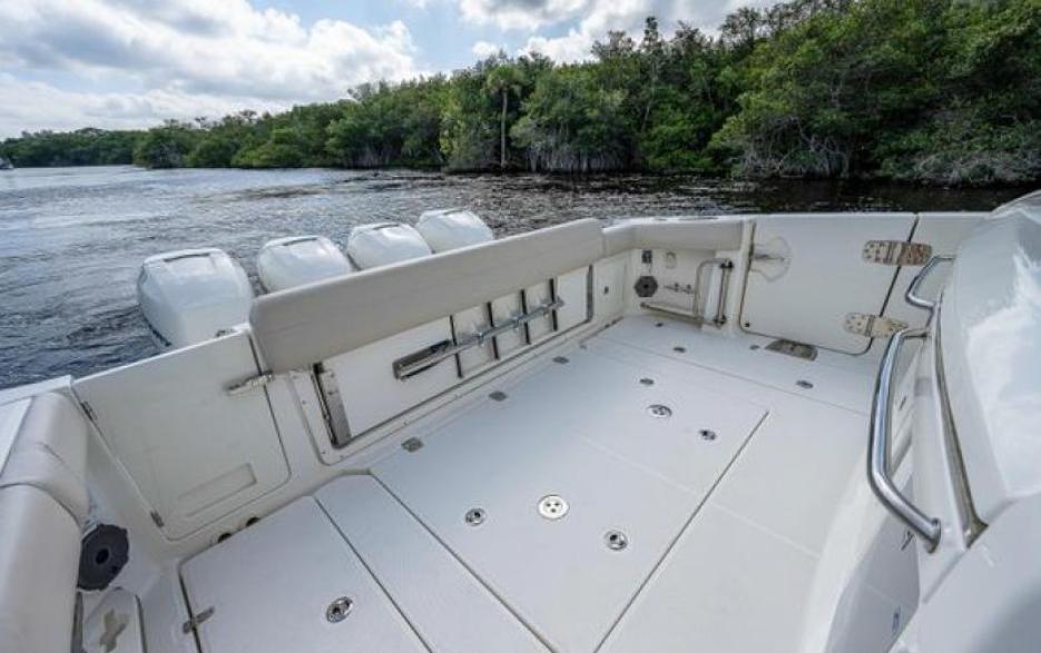 2020 Boston Whaler 42' Outrage 