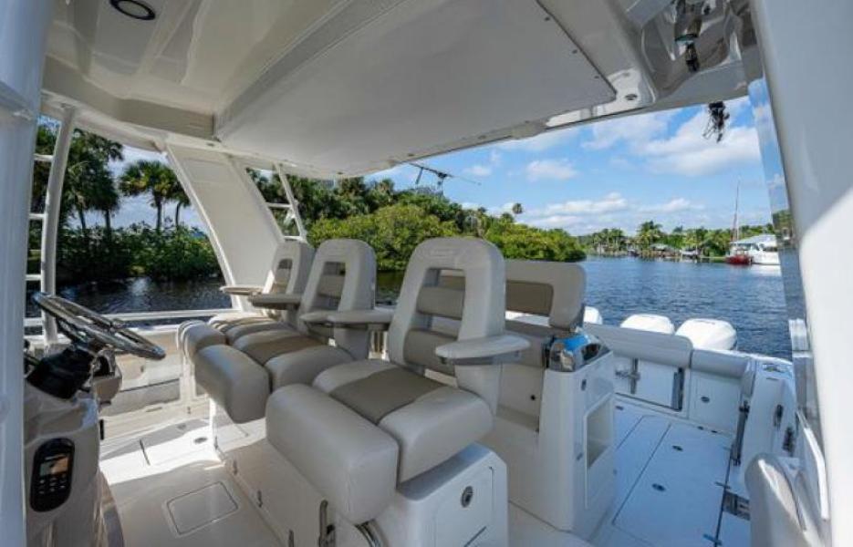 2020 Boston Whaler 42' Outrage 