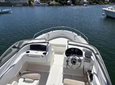 18' Boston Whaler Ventura + Riddell's Bay Mooring