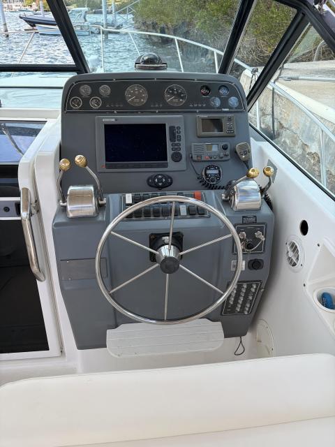 2001 Tiara 3100 Open