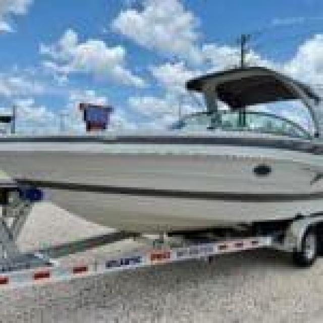 2022 Crownline  260xss