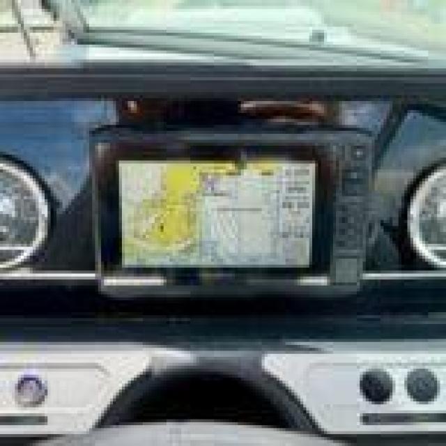 2022 Crownline  260xss
