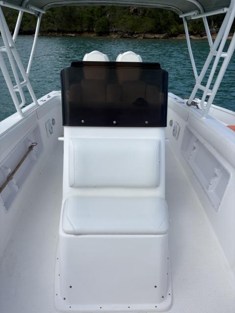 28’ Concept Center Console
