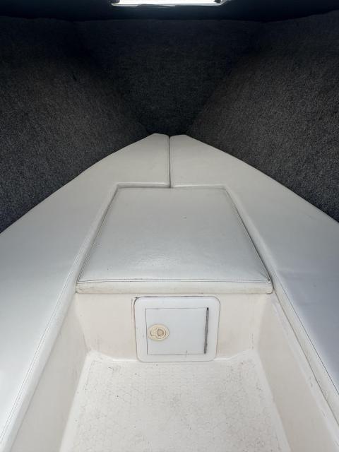 28’ Concept Center Console