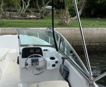 Boston Whaler Ventura