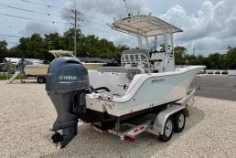 SeaFox CC 541hrs 2023 Yamaha  200 4-stroke 