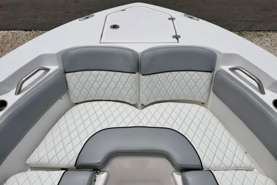 SeaFox CC 541hrs 2023 Yamaha  200 4-stroke 