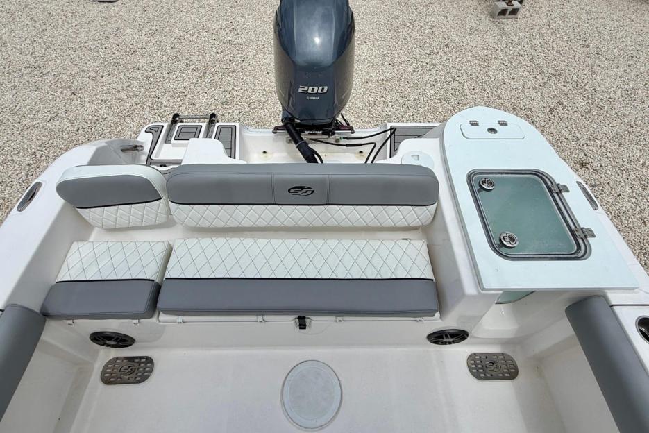 SeaFox CC 541hrs 2023 Yamaha  200 4-stroke 