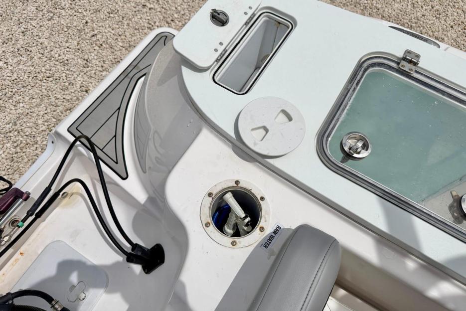 SeaFox CC 541hrs 2023 Yamaha  200 4-stroke 