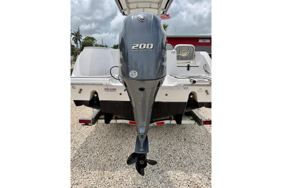 SeaFox CC 541hrs 2023 Yamaha  200 4-stroke 