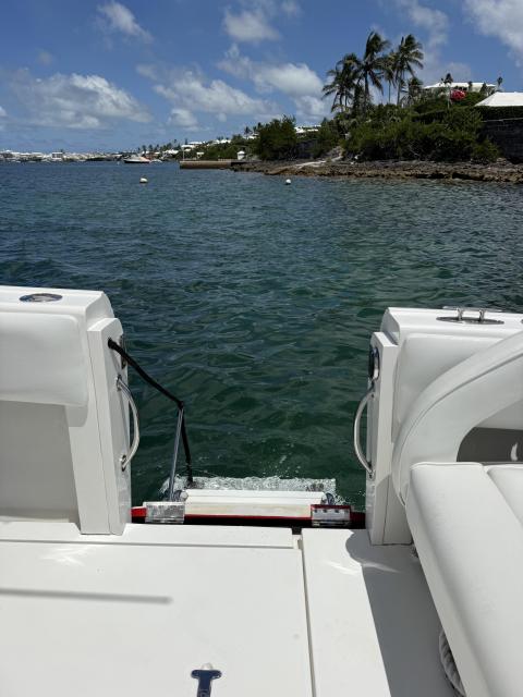 Intrepid 323 Impeccable condition